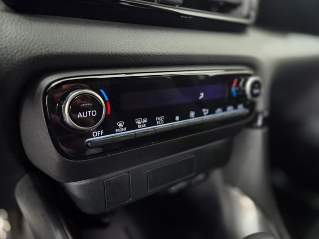 ToyotaYaris 130H GR Sport Plus 96 kW (130 CV) Vehículo usado en Barcelona - 23 ToyotaYaris 130H GR Sport Plus 96 kW (130 CV) Vehículo usado en Barcelona - 23