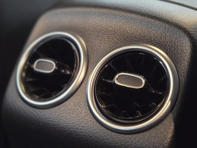 Mercedes-BenzGLA 200 120 kW (163 CV) Vehículo usado en Barcelona - 8