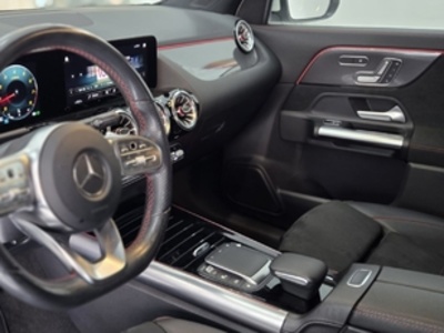 Mercedes-Benz GLA 200 120 kW (163 CV) Mercedes-Benz GLA 200 120 kW (163 CV)