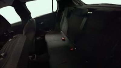 Peugeot 208 PureTech 100 Active 75 kW (100 CV) Peugeot 208 PureTech 100 Active 75 kW (100 CV)