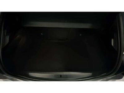 Peugeot 208 PureTech 100 Active 75 kW (100 CV) Peugeot 208 PureTech 100 Active 75 kW (100 CV)