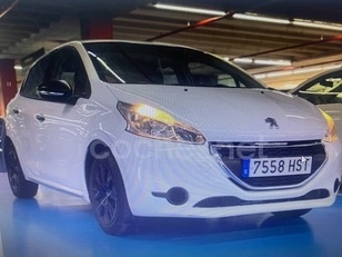 Peugeot 208 1.2 VTi Active 60 kW (82 CV) Peugeot 208 1.2 VTi Active 60 kW (82 CV)