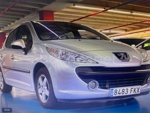 Peugeot 207 1.4 Urban 54 kW (75 CV)