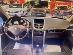 Peugeot 207 1.4 Urban 54 kW (75 CV)
