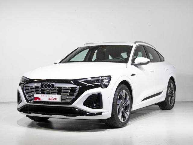 AudiQ8 e-tron Sportback S line 55 quattro 300 kW (408 CV)