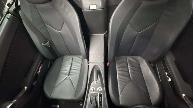 Mercedes-BenzClase SLK 200 K 120 kW (163 CV) Vehículo usado en Barcelona - 9 Mercedes-BenzClase SLK 200 K 120 kW (163 CV) Vehículo usado en Barcelona - 9