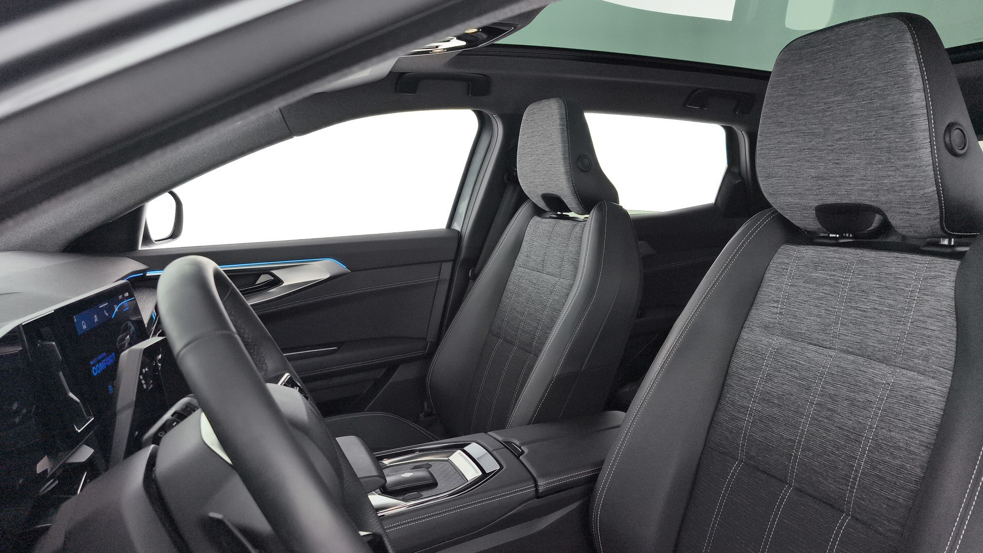 Renault Austral Techno Mild Hybrid Auto 116 kW (158 CV) - 17 Renault Austral Techno Mild Hybrid Auto 116 kW (158 CV) - 17