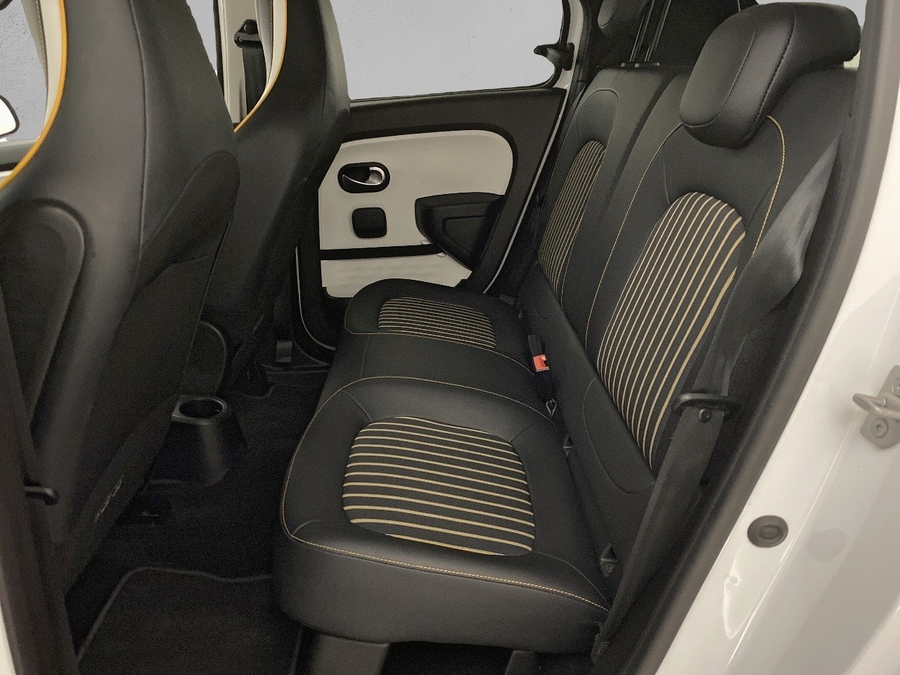 Renault Twingo R80 batería 20kWh 60 kW (81 CV) - 9