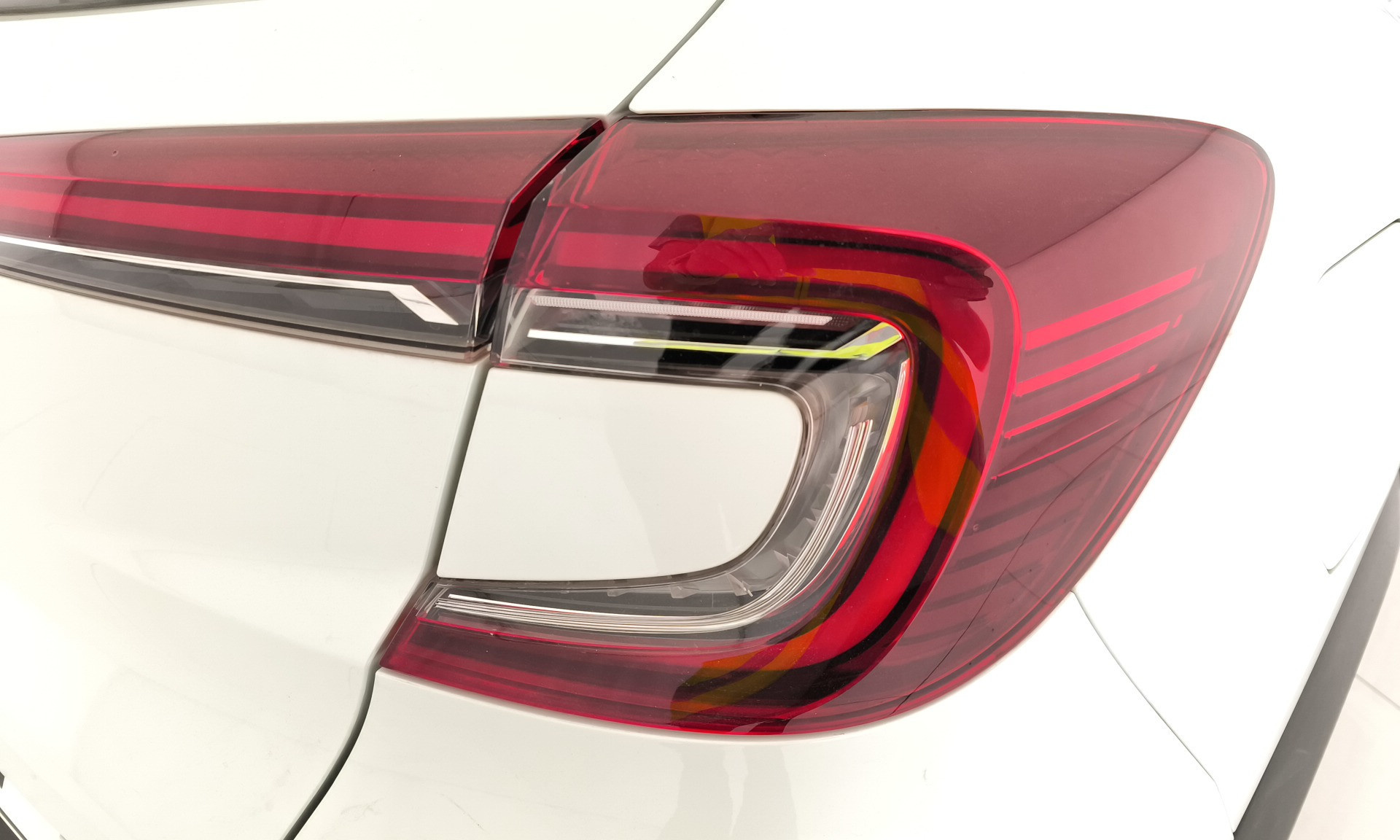 Renault Captur Intens TCe 66 kW (90 CV) - 8