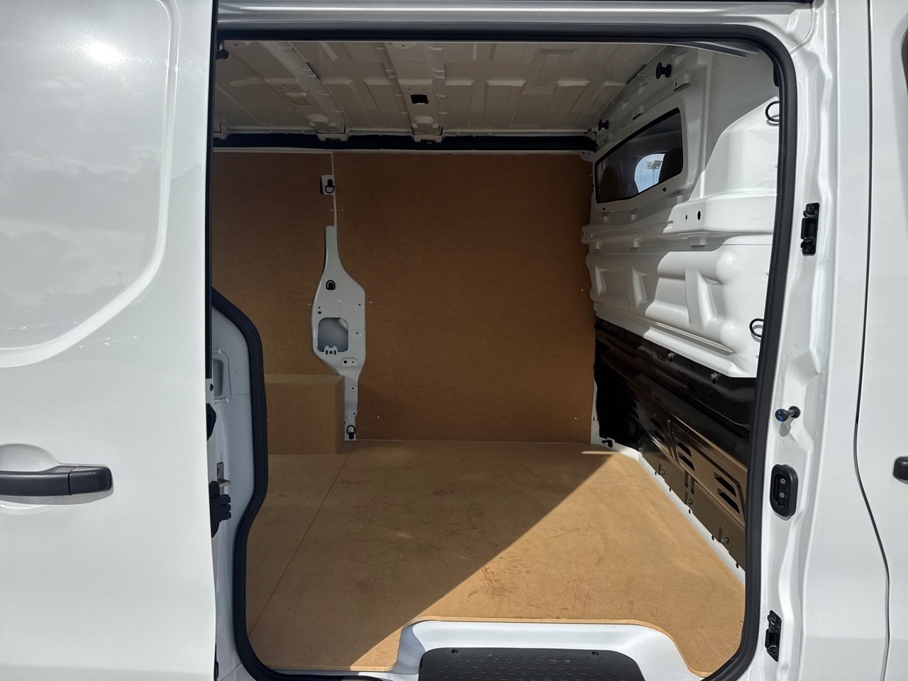 Renault Trafic Furgon L1H1 Blue dCi 96 kW (130 CV) - 6