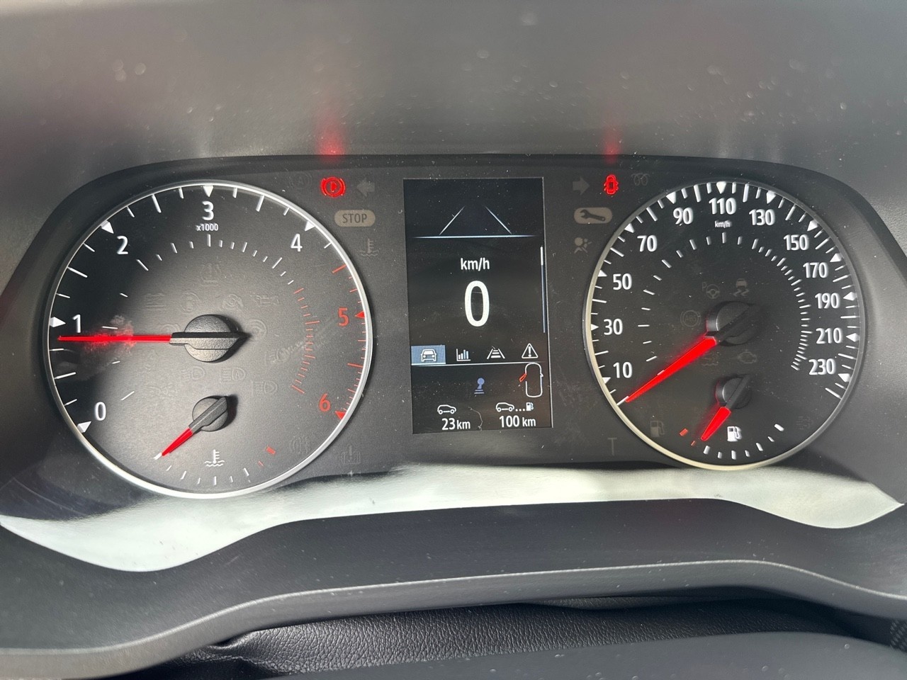 Renault Trafic Furgon L1H1 Blue dCi 96 kW (130 CV) - 12