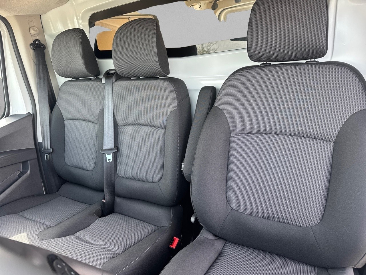 Renault Trafic Furgon L1H1 Blue dCi 96 kW (130 CV) - 13