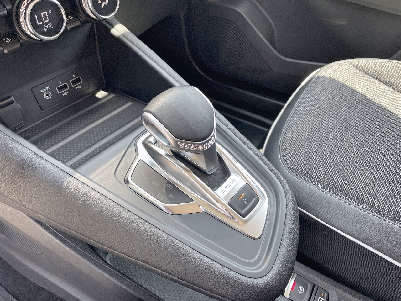 Renault Captur Zen E-TECH Híbrido enchufable 118 kW (160 CV) - 10 Renault Captur Zen E-TECH Híbrido enchufable 118 kW (160 CV) - 10