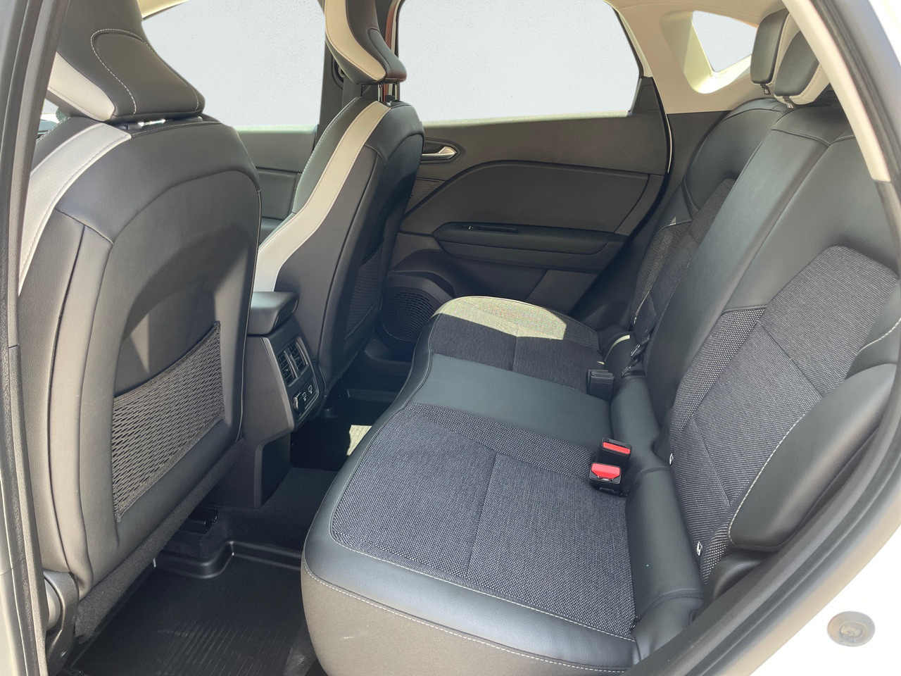 Renault Captur Zen E-TECH Híbrido enchufable 118 kW (160 CV) - 12 Renault Captur Zen E-TECH Híbrido enchufable 118 kW (160 CV) - 12