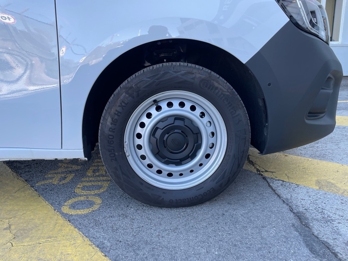 Renault Kangoo Furgon L2 1.5 Blue dCi 85 kW (115 CV) - 4 Renault Kangoo Furgon L2 1.5 Blue dCi 85 kW (115 CV) - 4