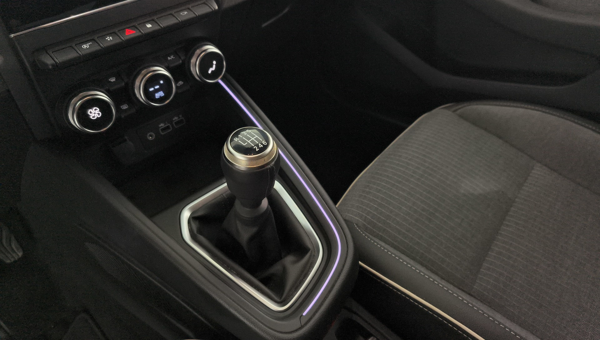 Renault Clio Techno Eco-G 74 kW (100 CV) - 24