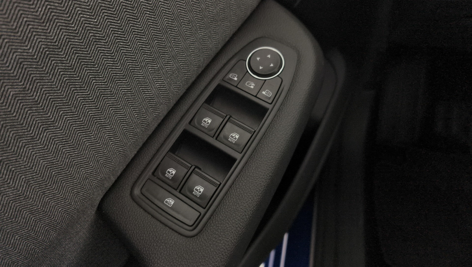 Renault Clio Techno Eco-G 74 kW (100 CV) - 25