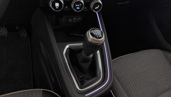 Renault Clio Techno Eco-G 74 kW (100 CV) - 23 Renault Clio Techno Eco-G 74 kW (100 CV) - 23