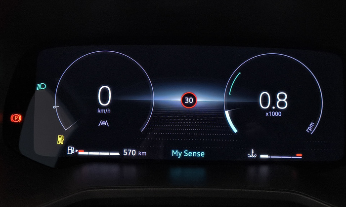 Renault Clio Techno Eco-G 74 kW (100 CV) - 16 Renault Clio Techno Eco-G 74 kW (100 CV) - 16