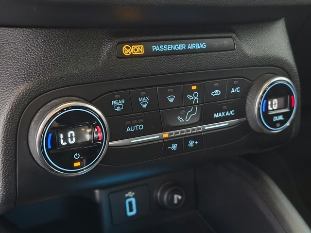 FordFocus 1.0 Ecoboost S&S ST-Line 92 kW (125 CV) Vehículo usado en Barcelona - 35 FordFocus 1.0 Ecoboost S&S ST-Line 92 kW (125 CV) Vehículo usado en Barcelona - 35