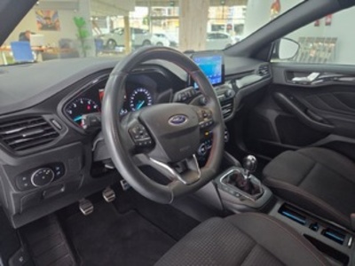 Ford Focus 1.0 Ecoboost S&S ST-Line 92 kW (125 CV) Ford Focus 1.0 Ecoboost S&S ST-Line 92 kW (125 CV)