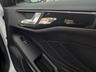 Ford Focus 1.0 Ecoboost S&S ST-Line 92 kW (125 CV) Ford Focus 1.0 Ecoboost S&S ST-Line 92 kW (125 CV)