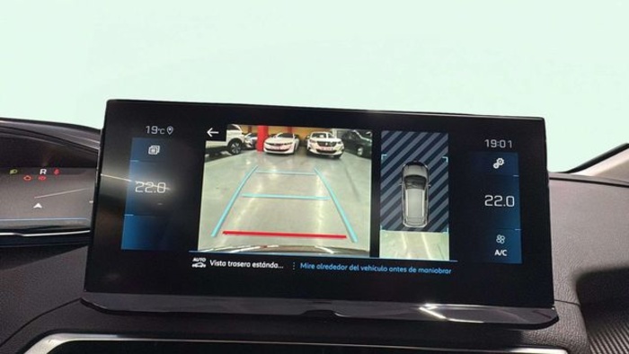 Peugeot3008 BlueHDI 130 S&S Allure EAT8 96 kW (130 CV) Vehículo usado en Barcelona - 15 Peugeot3008 BlueHDI 130 S&S Allure EAT8 96 kW (130 CV) Vehículo usado en Barcelona - 15