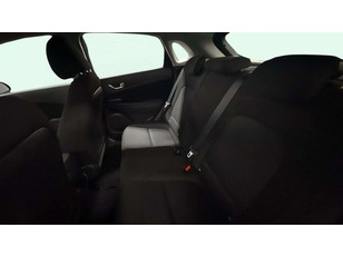 Hyundai Kona 1.6 GDI HEV Maxx DCT 104 kW (141 CV) Hyundai Kona 1.6 GDI HEV Maxx DCT 104 kW (141 CV)