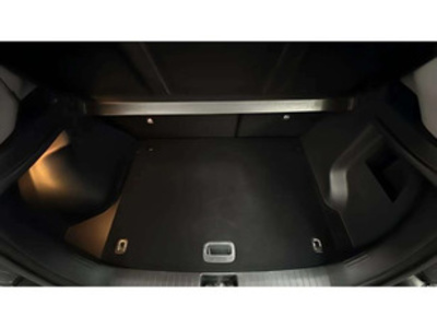 Hyundai Kona 1.6 GDI HEV Maxx DCT 104 kW (141 CV) Hyundai Kona 1.6 GDI HEV Maxx DCT 104 kW (141 CV)