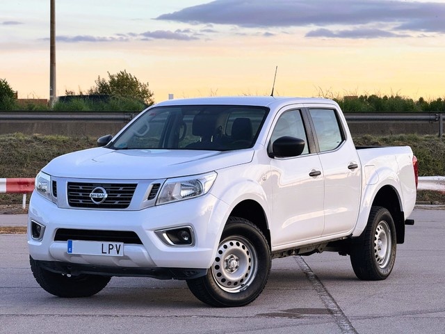 NissanNavara PickUp 2.3 dCi Doble Cabina Acenta Style 120 kW (163 CV) Vehículo usado en Barcelona - 1