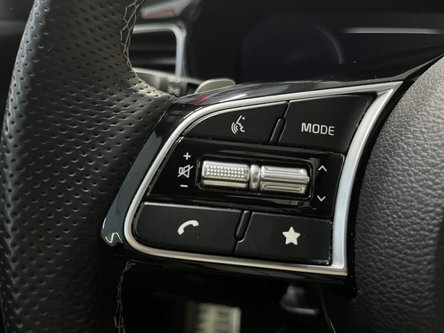 KiaCeed 1.5 MHEV GT Line DCT 118 kW (160 CV) Vehículo usado en Barcelona - 15 KiaCeed 1.5 MHEV GT Line DCT 118 kW (160 CV) Vehículo usado en Barcelona - 15