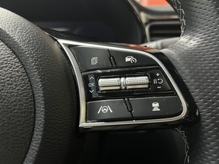 Kia Ceed 1.5 MHEV GT Line DCT 118 kW (160 CV)