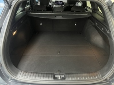 Kia Ceed 1.5 MHEV GT Line DCT 118 kW (160 CV) Kia Ceed 1.5 MHEV GT Line DCT 118 kW (160 CV)