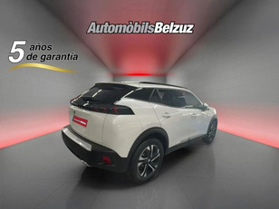 Peugeot 2008 PureTech 130 S&S Allure Pack EAT8 96 kW (130 CV) Peugeot 2008 PureTech 130 S&S Allure Pack EAT8 96 kW (130 CV)