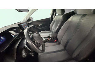 Peugeot 2008 PureTech 130 S&S Allure Pack EAT8 96 kW (130 CV) Peugeot 2008 PureTech 130 S&S Allure Pack EAT8 96 kW (130 CV)