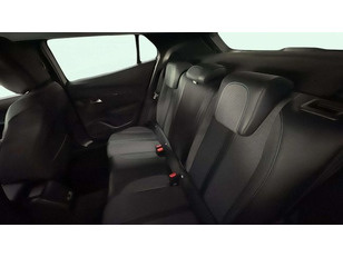 Peugeot 2008 PureTech 130 S&S Allure Pack EAT8 96 kW (130 CV) Peugeot 2008 PureTech 130 S&S Allure Pack EAT8 96 kW (130 CV)