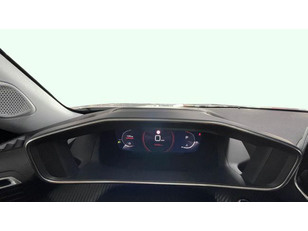 Peugeot 2008 PureTech 130 S&S Allure Pack EAT8 96 kW (130 CV) Peugeot 2008 PureTech 130 S&S Allure Pack EAT8 96 kW (130 CV)