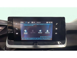 Peugeot 2008 PureTech 130 S&S Allure Pack EAT8 96 kW (130 CV) Peugeot 2008 PureTech 130 S&S Allure Pack EAT8 96 kW (130 CV)