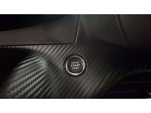 Peugeot 2008 PureTech 130 S&S Allure Pack EAT8 96 kW (130 CV) Peugeot 2008 PureTech 130 S&S Allure Pack EAT8 96 kW (130 CV)