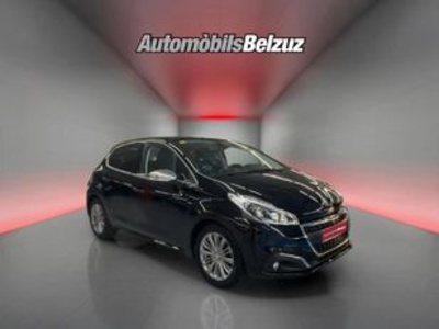Peugeot 208 1.6 BlueHDI Allure 73 kW (100 CV) Peugeot 208 1.6 BlueHDI Allure 73 kW (100 CV)