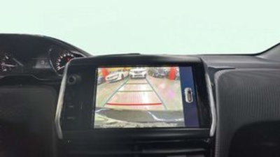 Peugeot 208 1.6 BlueHDI Allure 73 kW (100 CV) Peugeot 208 1.6 BlueHDI Allure 73 kW (100 CV)