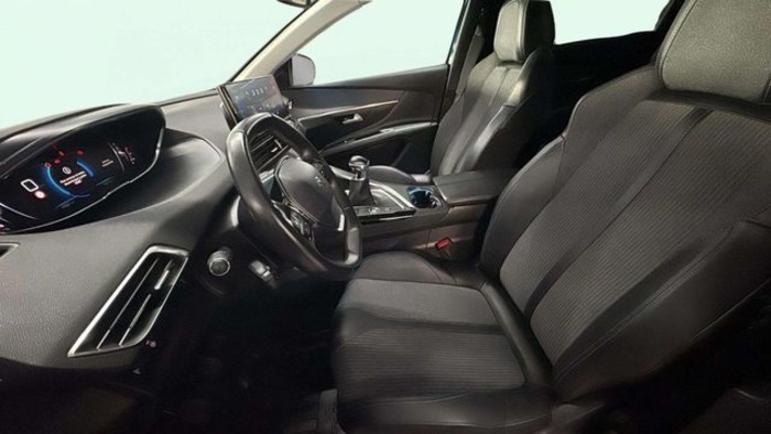 Peugeot5008 PureTech 130 S&S Active Pack 96 kW (130 CV) Vehículo usado en Barcelona - 10 Peugeot5008 PureTech 130 S&S Active Pack 96 kW (130 CV) Vehículo usado en Barcelona - 10