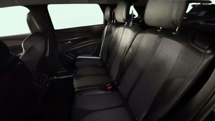 Peugeot5008 PureTech 130 S&S Active Pack 96 kW (130 CV) Vehículo usado en Barcelona - 12 Peugeot5008 PureTech 130 S&S Active Pack 96 kW (130 CV) Vehículo usado en Barcelona - 12