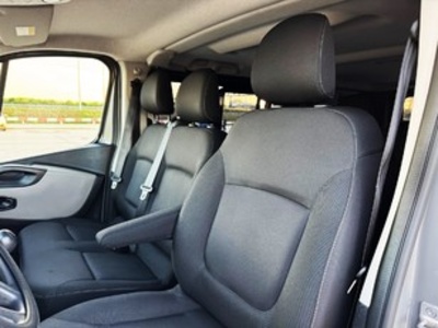 Renault Trafic Combi 9 Energy dCi 92 kW (125 CV) Renault Trafic Combi 9 Energy dCi 92 kW (125 CV)