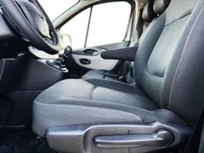 Renault Trafic Combi 9 Energy dCi 92 kW (125 CV) Renault Trafic Combi 9 Energy dCi 92 kW (125 CV)