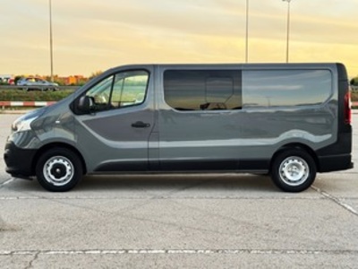 Renault Trafic Combi 9 Energy dCi 92 kW (125 CV) Renault Trafic Combi 9 Energy dCi 92 kW (125 CV)