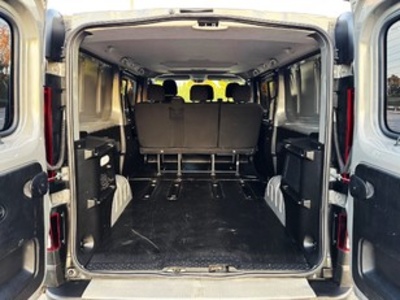 Renault Trafic Combi 9 Energy dCi 92 kW (125 CV) Renault Trafic Combi 9 Energy dCi 92 kW (125 CV)