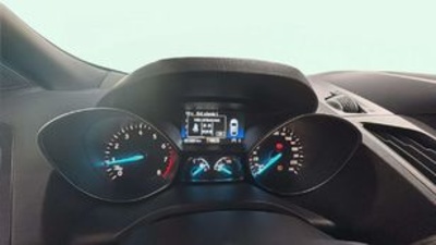 Ford Kuga 1.5 EcoBoost ST-Line 4x4 Auto 129 kW (176 CV) Ford Kuga 1.5 EcoBoost ST-Line 4x4 Auto 129 kW (176 CV)