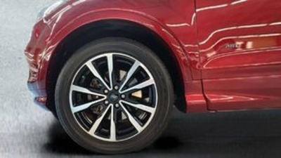 Ford Kuga 1.5 EcoBoost ST-Line 4x4 Auto 129 kW (176 CV) Ford Kuga 1.5 EcoBoost ST-Line 4x4 Auto 129 kW (176 CV)