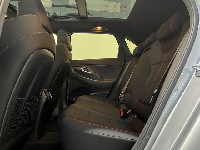 Hyundaii30 1.5 TGDI 48V N-Line DCT 118 kW (160 CV) Vehículo usado en Barcelona - 11